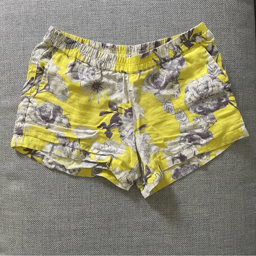 Kut from the Kloth yellow floral shorts, size 2